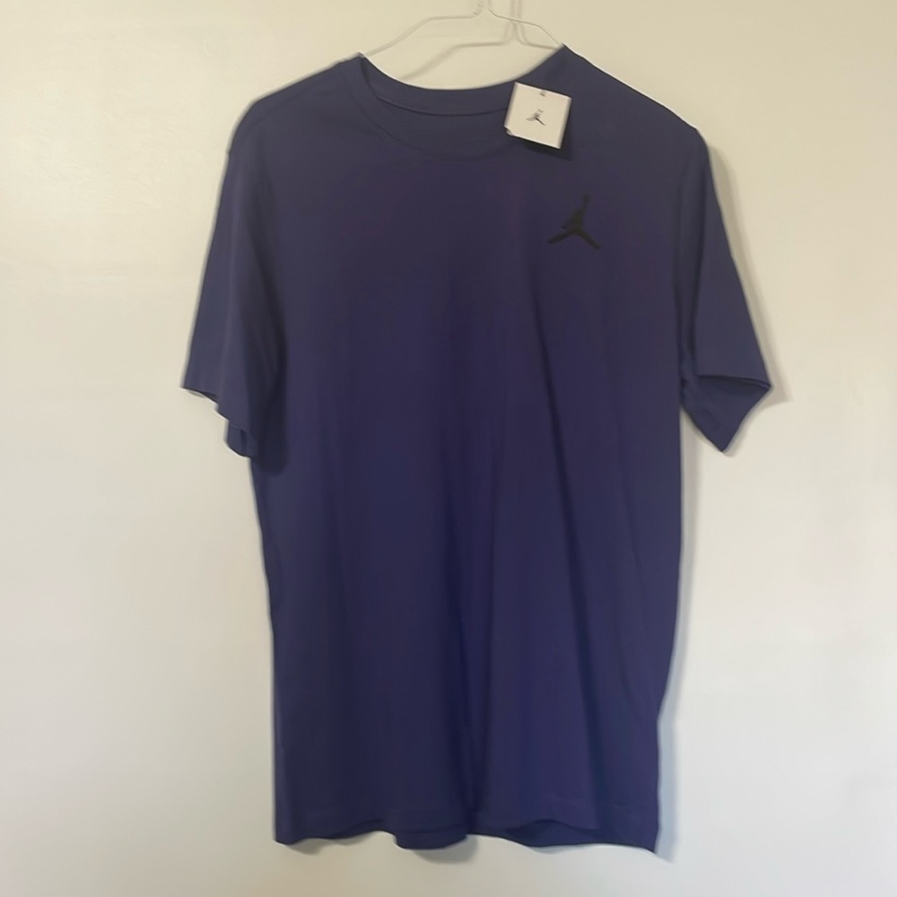 Large Jordan purple t shirt
